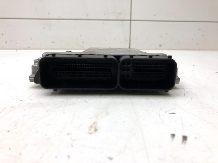 Engine management computer BMW 3 serie Touring 320d 16V - 7792024 204D4