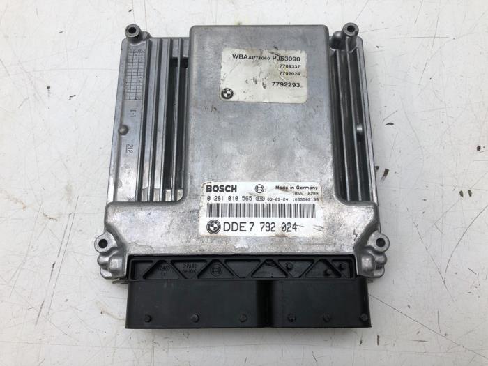 Engine management computer BMW 3 serie Touring 320d 16V - 7792024 204D4