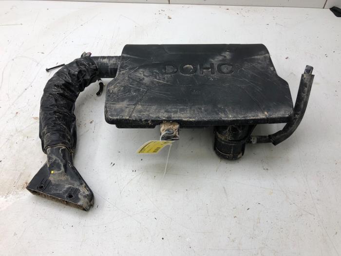 Begagnade Luftfilterhus Kia Picanto (JA) 1.0 12V Pris € 102,90 Marginaltabell erbjuds av Wessel Parts & Service B.V.