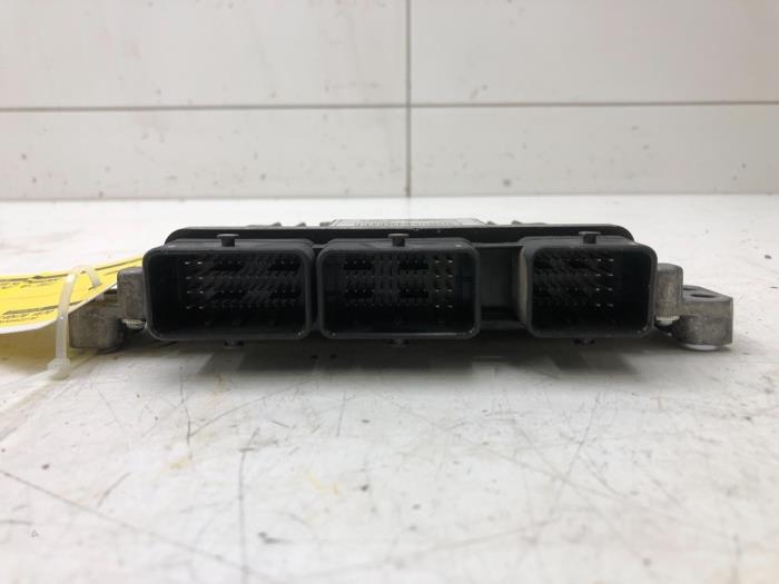 Used Engine management computer Renault Twingo II (CN) 1.5 dCi 75 FAP Price € 72,45 Margin scheme offered by Wessel Parts & Service B.V.