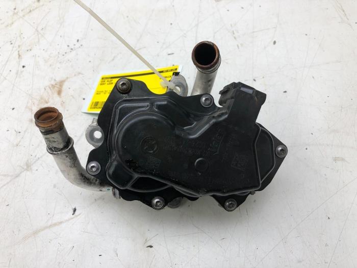 EGR valve from a Seat Leon ST (5FF) 2.0 TDI 16V 2018