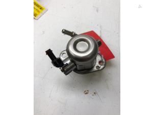 Used Mechanical fuel pump Opel Corsa F (UB/UH/UP) 1.2 Turbo 12V 100 Price € 175,00 Margin scheme offered by Autobedrijf G.H. Wessel B.V.