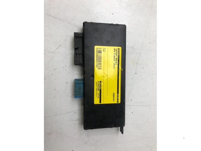 Używane Modul gateway BMW 5 serie (F10) 520d 16V Cena € 82,95 Procedura marży oferowane przez Wessel Parts & Service B.V.