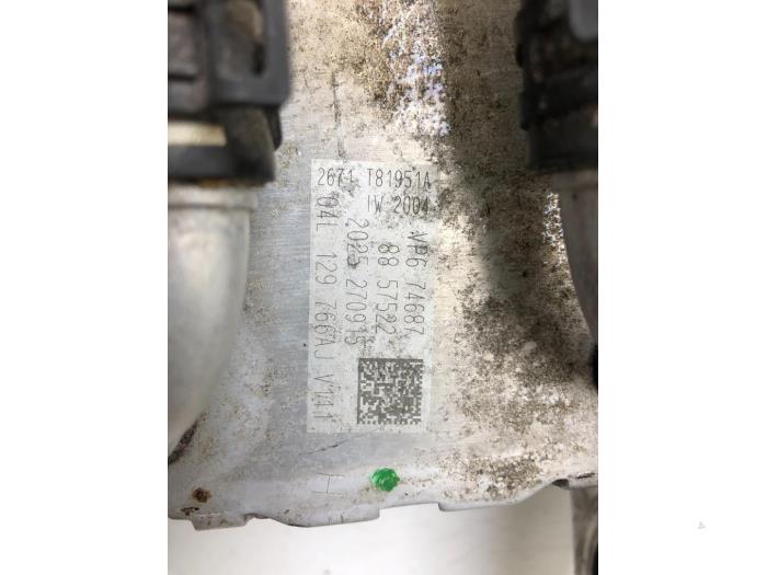 Używane Kolektor dolotowy Seat Leon ST (5FF) 2.0 TDI 16V Cena € 131,25 Procedura marży oferowane przez Wessel Parts & Service B.V.