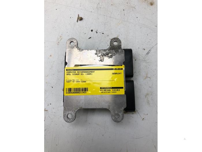 Used Engine management computer Opel Signum (F48) 3.0 CDTI V6 24V Price € 51,45 Margin scheme offered by Wessel Parts & Service B.V.