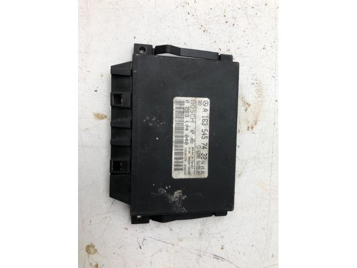 Begagnade PDC-modul Mercedes ML I (163) 270 2.7 CDI 20V Pris € 36,75 Marginaltabell erbjuds av Wessel Parts & Service B.V.