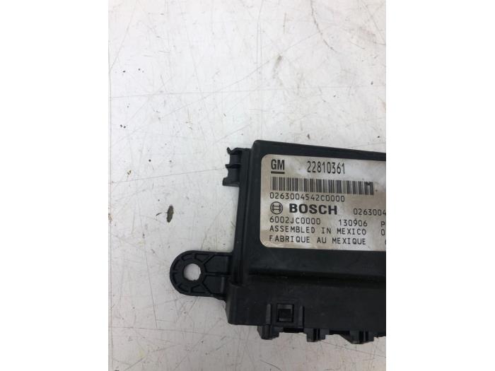 Begagnade PDC-modul Opel Astra J Sports Tourer (PD8/PE8/PF8) 2.0 CDTI 16V 160 Pris € 40,95 Marginaltabell erbjuds av Wessel Parts & Service B.V.