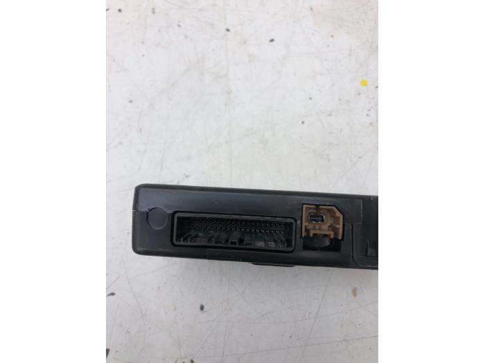 Navigation module from a Renault Megane IV (RFBB) 1.5 Energy dCi 110 2018