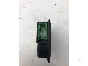 Used Phone module Mini Mini (F56) 1.5 12V One D Price € 49,00 Margin scheme offered by Autobedrijf G.H. Wessel B.V.