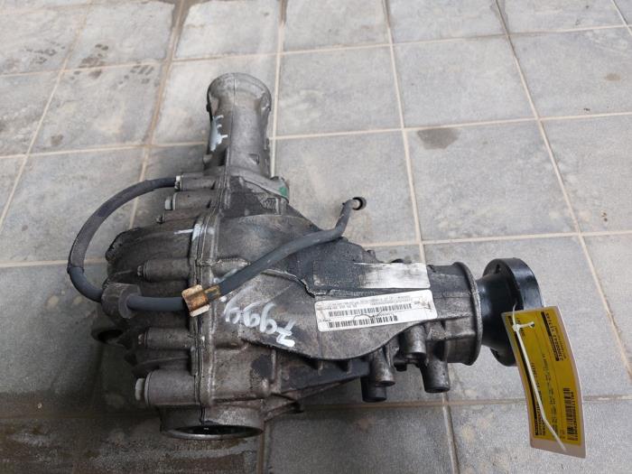 Begagnade Främre differential Mercedes ML III (166) 3.0 ML-350 BlueTEC V6 24V 4-Matic Pris € 313,95 Marginaltabell erbjuds av Wessel Parts & Service B.V.
