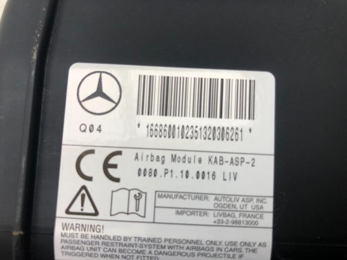 Poduszka powietrzna kolanowa z Mercedes-Benz ML III (166) 3.0 ML-350 BlueTEC V6 24V 4-Matic 2013