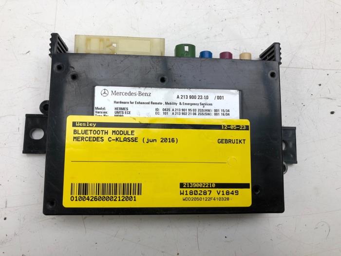 Begagnade Bluetooth-modul Mercedes C (W205) C-300 CDI 2.2 BlueTEC Hybrid, C-300 h 16V Pris € 40,95 Marginaltabell erbjuds av Wessel Parts & Service B.V.