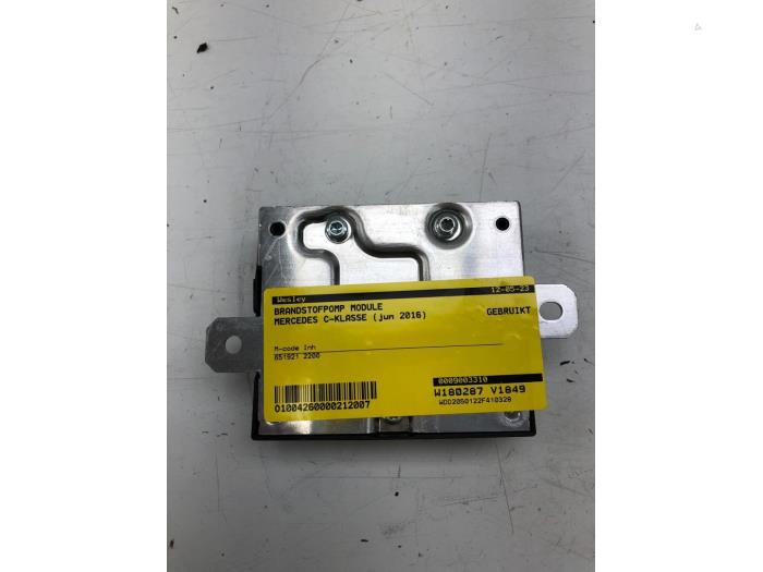 Usagé Module pompe carburant Mercedes C (W205) C-300 CDI 2.2 BlueTEC Hybrid, C-300 h 16V Prix € 40,95 Règlement à la marge proposé par Wessel Parts & Service B.V.