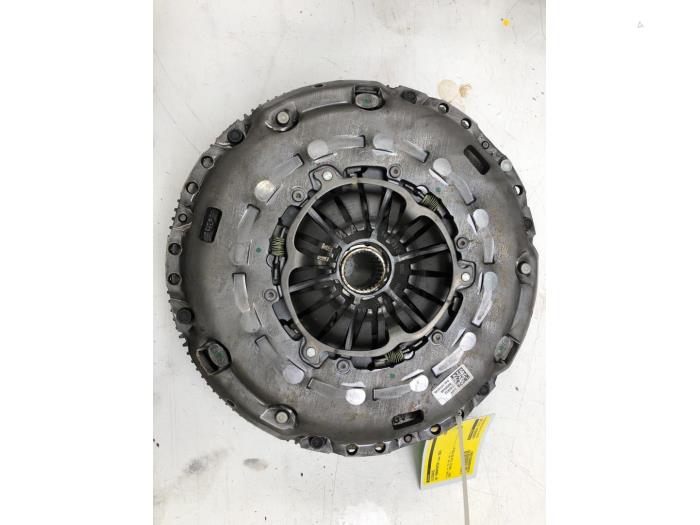 Gebrauchte Schwungrad Volkswagen Transporter T6 2.0 TDI 150 Preis € 628,95 Margenregelung angeboten von Wessel Parts & Service B.V.