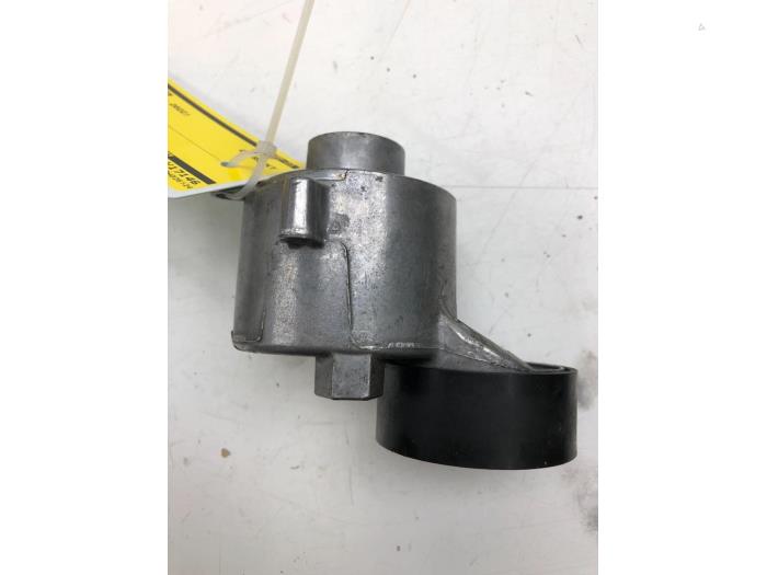 Usados Rodillo tensor correa múltiple Volkswagen Transporter T6 2.0 TDI 150 Precio € 40,95 Norma de margen ofrecido por Wessel Parts & Service B.V.