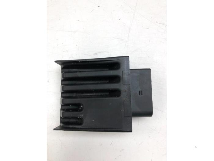 Usagé Module pompe carburant Volkswagen Transporter T6 2.0 TDI 150 Prix € 61,95 Règlement à la marge proposé par Wessel Parts & Service B.V.