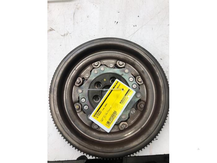 Gebrauchte Schwungrad Volkswagen Passat Variant (3C5) 2.0 TDI 16V 170 Preis € 236,25 Margenregelung angeboten von Wessel Parts & Service B.V.