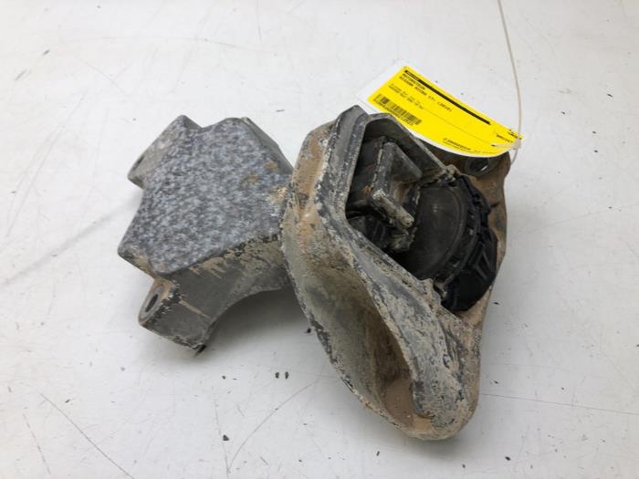 Gebrauchte Motorlager Nissan Micra (K14) 1.0 IG-T 100 Preis € 51,45 Margenregelung angeboten von Wessel Parts & Service B.V.