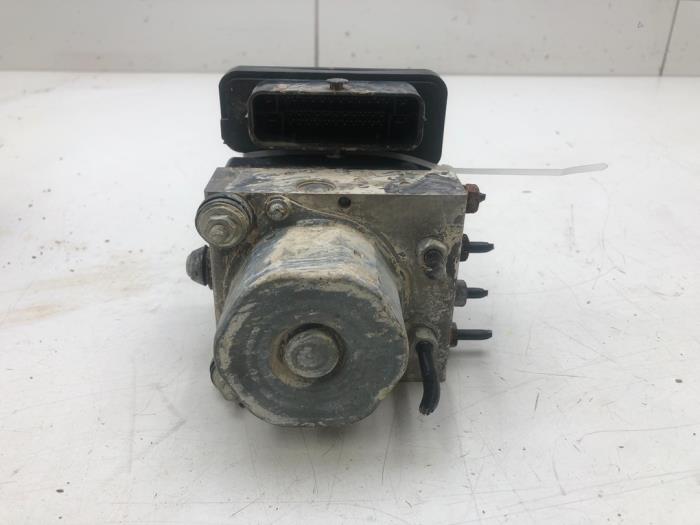 Usagé Bloc ABS Opel Corsa E 1.4 16V Prix € 51,45 Règlement à la marge proposé par Wessel Parts & Service B.V.