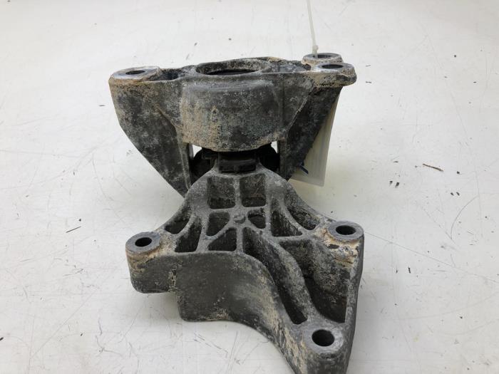 Gebrauchte Motorlager Nissan Micra (K14) 1.0 IG-T 100 Preis € 51,45 Margenregelung angeboten von Wessel Parts & Service B.V.