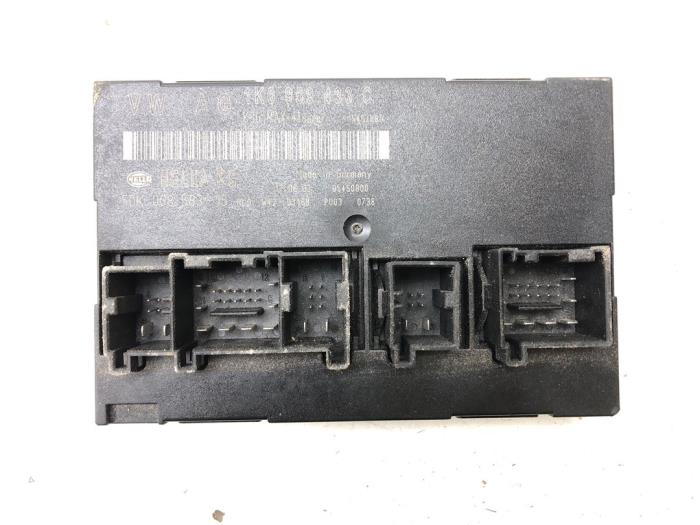 Used Body control computer Volkswagen Touran (1T1/T2) 1.9 TDI 100 Price € 40,95 Margin scheme offered by Wessel Parts & Service B.V.