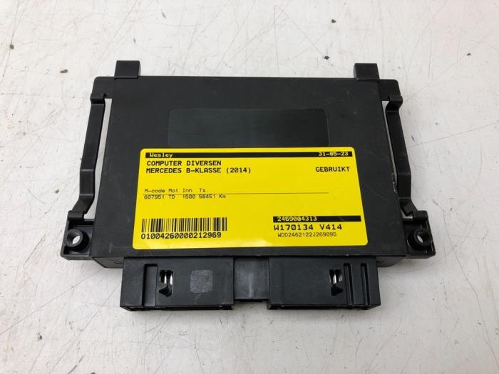 Computer, miscellaneous from a Mercedes-Benz B (W246/W242) 1.5 B-180 CDI,d 16V 2014