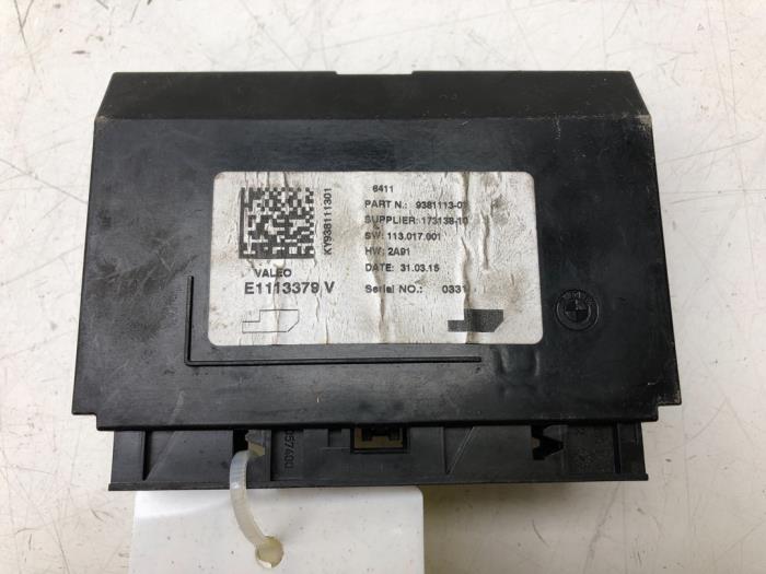 Używane Modul (rózne) Mini Mini (F55) 1.5 12V One D Cena € 51,45 Procedura marży oferowane przez Wessel Parts & Service B.V.