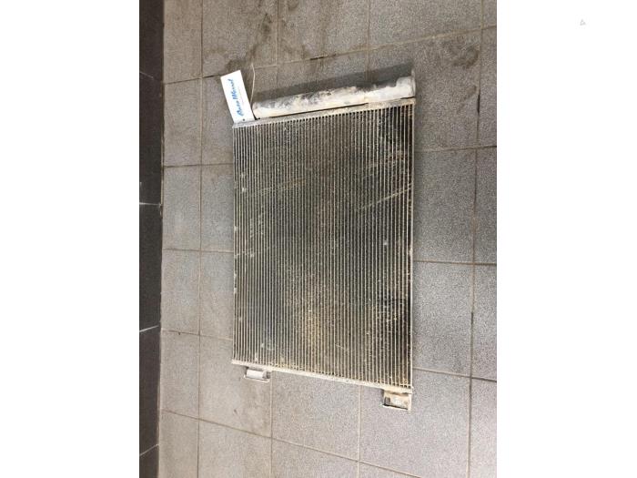 Usagé Radiateur clim Nissan Micra (K14) 1.0 IG-T 100 Prix € 72,45 Règlement à la marge proposé par Wessel Parts & Service B.V.
