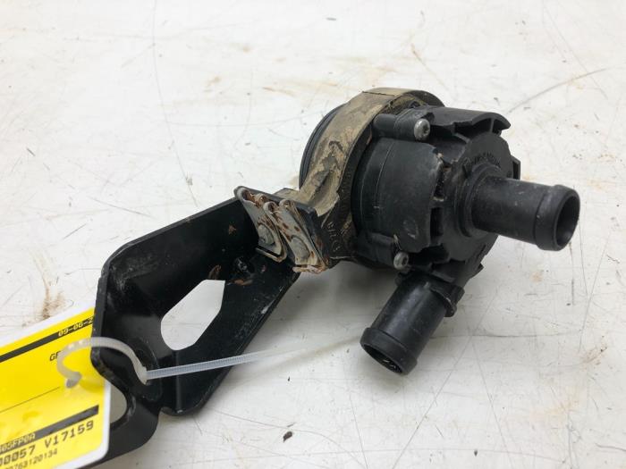 Begagnade Vattenpump Nissan Micra (K14) 1.0 IG-T 100 Pris € 61,95 Marginaltabell erbjuds av Wessel Parts & Service B.V.
