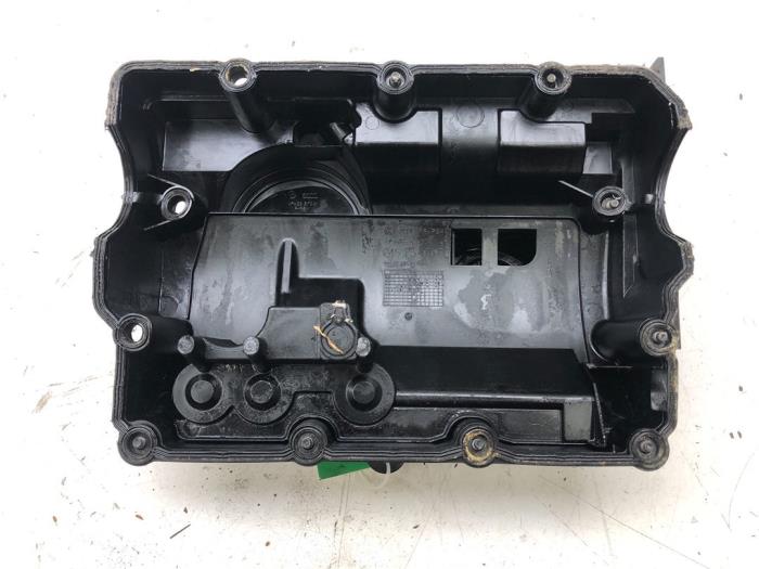 Ventildeckel van een Seat Ibiza IV (6J5) 1.4 TDI 2010