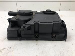 Ventildeckel van een Seat Ibiza IV (6J5) 1.4 TDI 2010