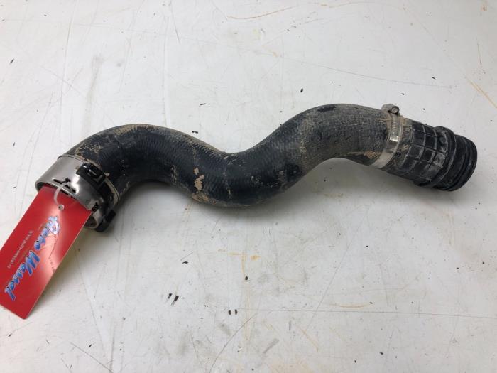 Usagé Tuyau intercooler Opel Astra K 1.6 CDTI 110 16V Prix € 40,95 Règlement à la marge proposé par Wessel Parts & Service B.V.
