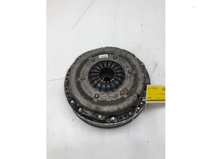 Used Flywheel Opel Astra J Sports Tourer (PD8/PE8/PF8) 2.0 CDTI 16V 160 Price € 261,45 Margin scheme offered by Wessel Parts & Service B.V.
