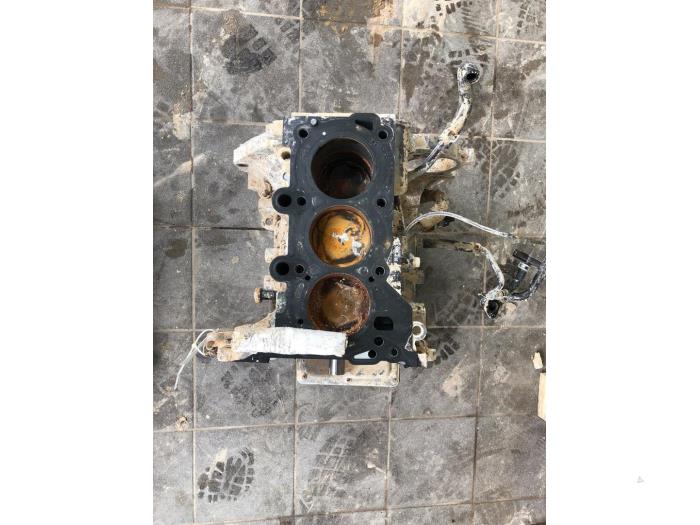 Used Engine crankcase Kia Stonic (YB) 1.0i T-GDi 12V Price on request offered by Wessel Parts & Service B.V.