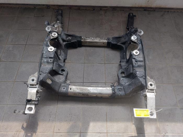 Begagnade Underram Mercedes S (222.0/222.1) 3.0 S-400d 4-Matic Pris € 813,75 Marginaltabell erbjuds av Wessel Parts & Service B.V.
