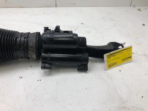 Used Front shock absorber rod, right Mercedes S (W222/V222/X222) 3.0 S-400d 4-Matic Price € 749,00 Margin scheme offered by Autobedrijf G.H. Wessel B.V.