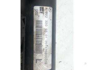 Used Rear shock absorber rod, left Mercedes S (W222/V222/X222) 3.0 S-400d 4-Matic Price € 549,00 Margin scheme offered by Autobedrijf G.H. Wessel B.V.