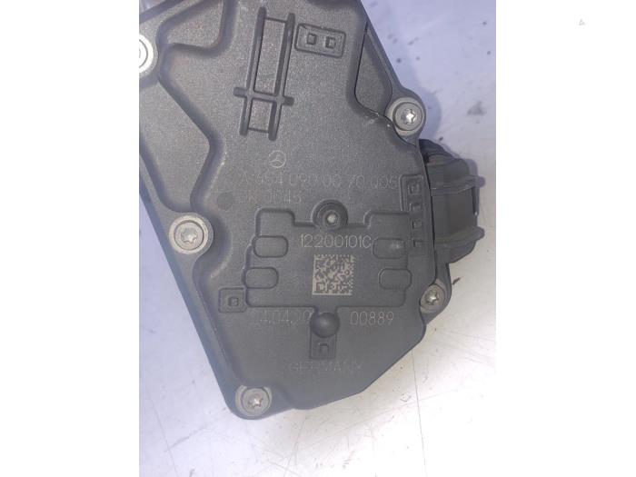 Gebrauchte Drosselklappengehäuse Mercedes S (222.0/222.1) 3.0 S-400d 4-Matic Preis € 40,95 Margenregelung angeboten von Wessel Parts & Service B.V.
