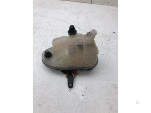 Used Expansion vessel Mercedes S (W222/V222/X222) 3.0 S-400d 4-Matic Price € 49,00 Margin scheme offered by Autobedrijf G.H. Wessel B.V.
