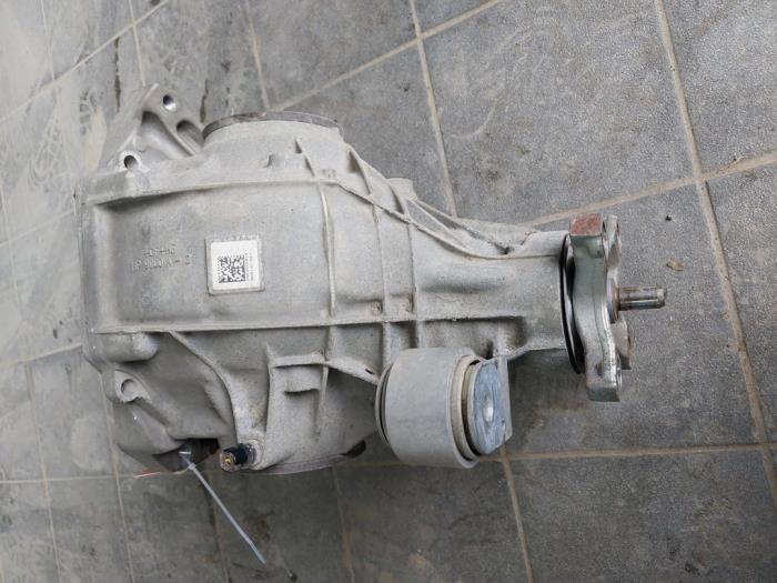 Rear differential from a Mercedes-Benz C Estate (S205) C-300 e 2.0 16V 2021