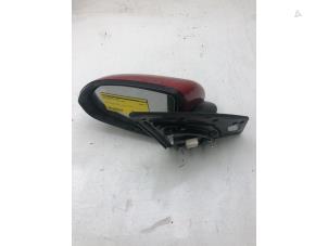 Used Wing mirror, left Kia Stonic (YB) 1.0i T-GDi 12V Price on request offered by Autobedrijf G.H. Wessel B.V.