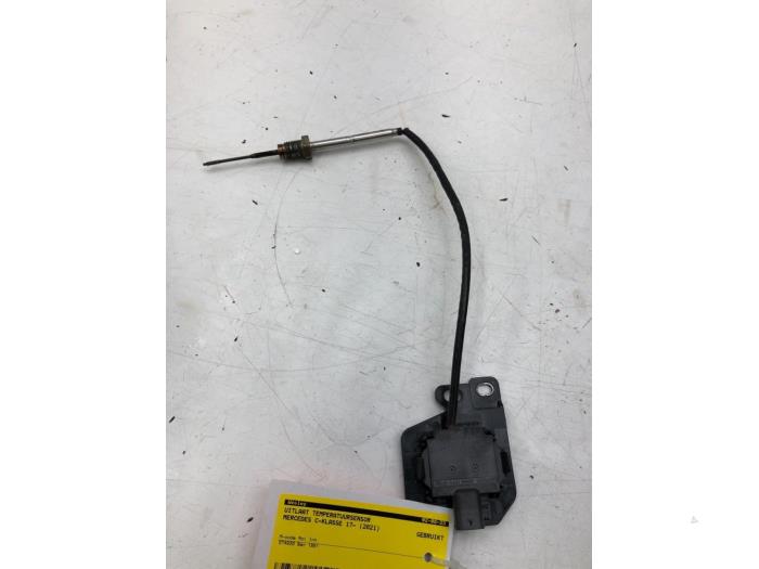 Usagé Sensor température d’échappement Mercedes C Estate (S205) C-300 e 2.0 16V Prix € 72,45 Règlement à la marge proposé par Wessel Parts & Service B.V.