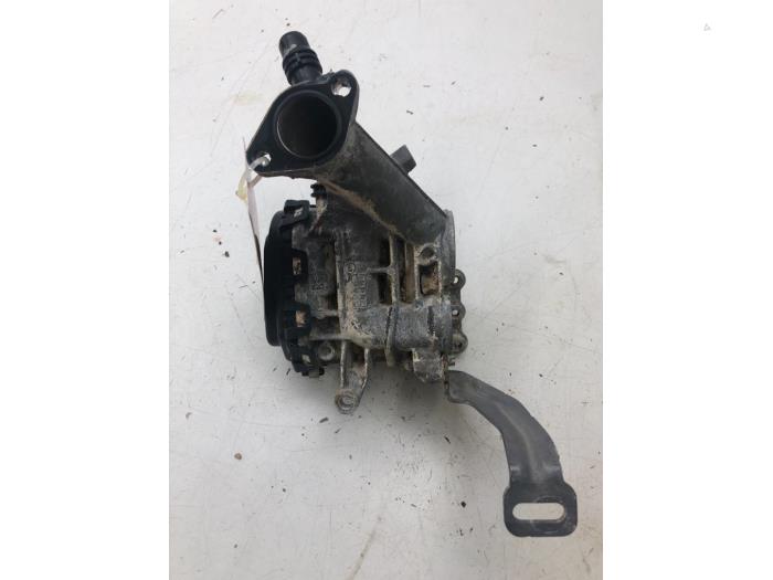 Gebrauchte AGR Ventil Opel Combo Cargo 1.6 CDTI 100 Preis € 30,45 Margenregelung angeboten von Wessel Parts & Service B.V.