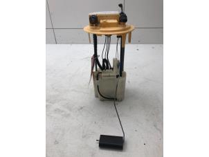 Used Electric fuel pump Opel Combo Cargo 1.6 CDTI 100 Price € 89,00 Margin scheme offered by Autobedrijf G.H. Wessel B.V.
