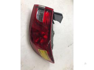 Used Taillight, right Renault Clio IV (5R) 1.5 dCi 75 FAP Price € 49,00 Margin scheme offered by Autobedrijf G.H. Wessel B.V.