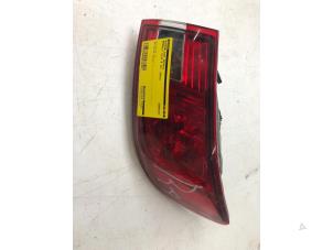 Used Taillight, right Renault Clio IV (5R) 1.5 Energy dCi 90 FAP Price € 39,00 Margin scheme offered by Autobedrijf G.H. Wessel B.V.