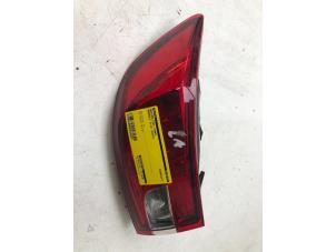 Used Taillight, left Renault Clio IV (5R) 1.2 16V Price € 45,00 Margin scheme offered by Autobedrijf G.H. Wessel B.V.