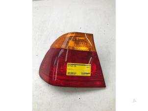 Used Taillight, left BMW 3 serie (E46/4) 318i Price € 35,00 Margin scheme offered by Autobedrijf G.H. Wessel B.V.