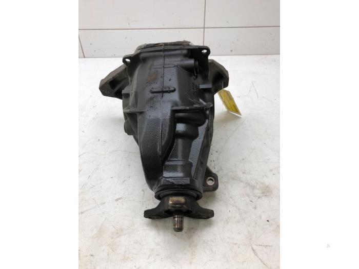 Rear differential from a Mercedes-Benz C Estate (S204) 1.8 C-180 CGI 16V 2012