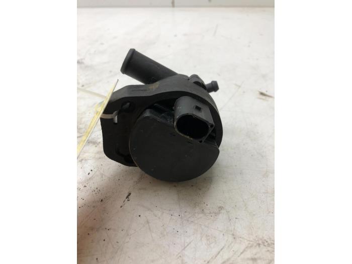 Begagnade Vattenpump Mercedes C Estate (S204) 1.8 C-180 CGI 16V Pris € 51,45 Marginaltabell erbjuds av Wessel Parts & Service B.V.